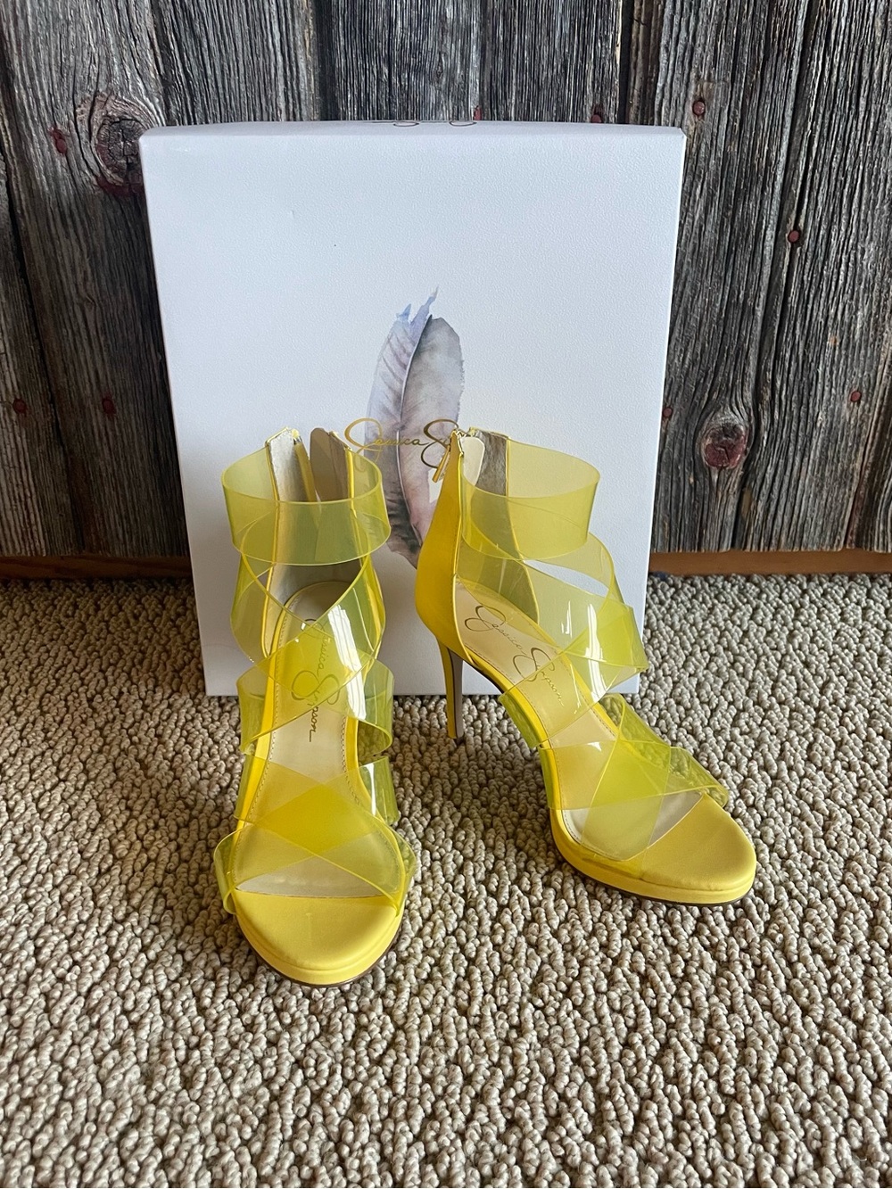 Jessica Simpson size 7. Dysti Butter Cup